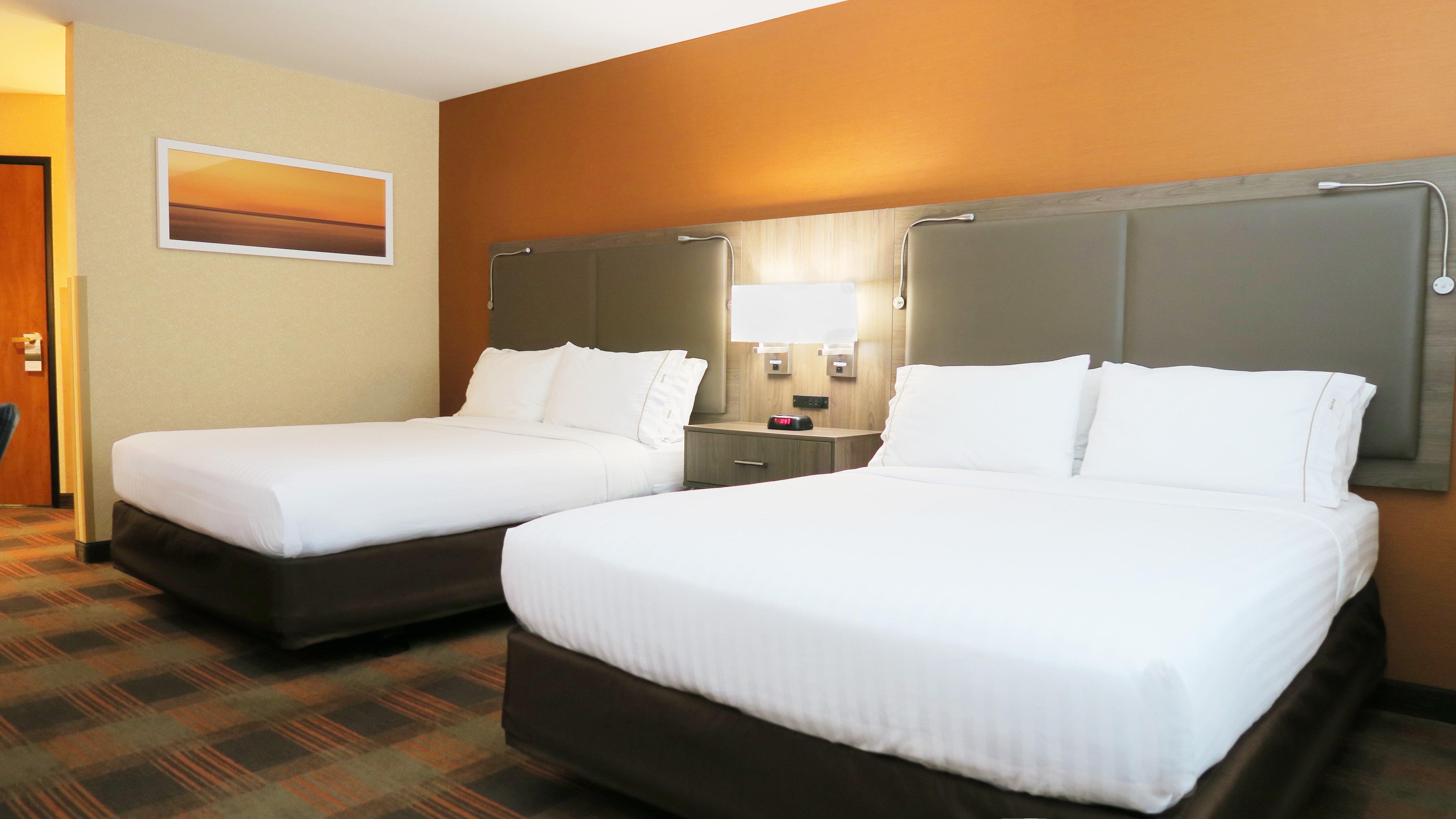 Holiday Inn Express & Suites Elk Grove Central - Hwy 99 By Ihg Buitenkant foto