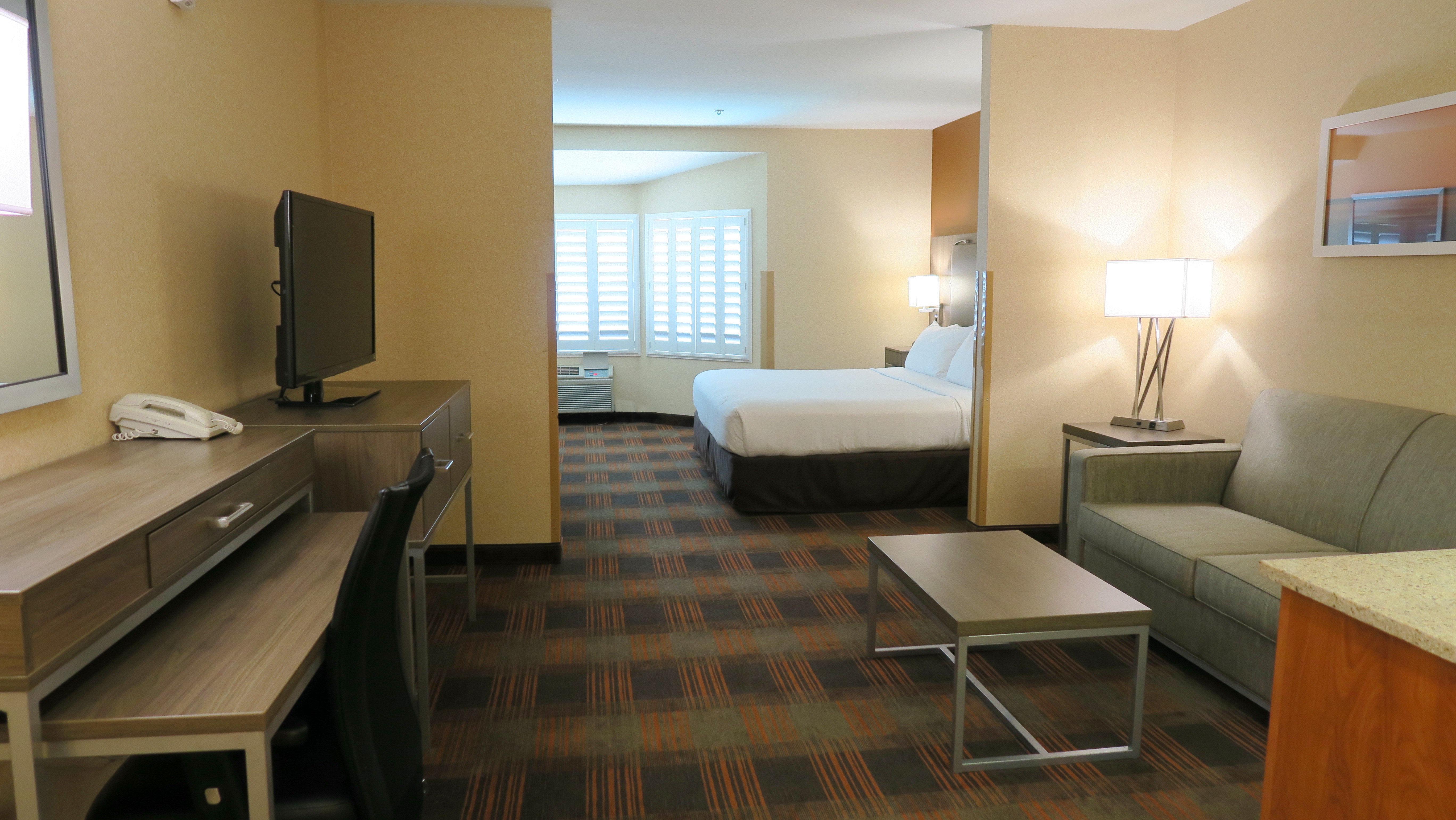 Holiday Inn Express & Suites Elk Grove Central - Hwy 99 By Ihg Buitenkant foto