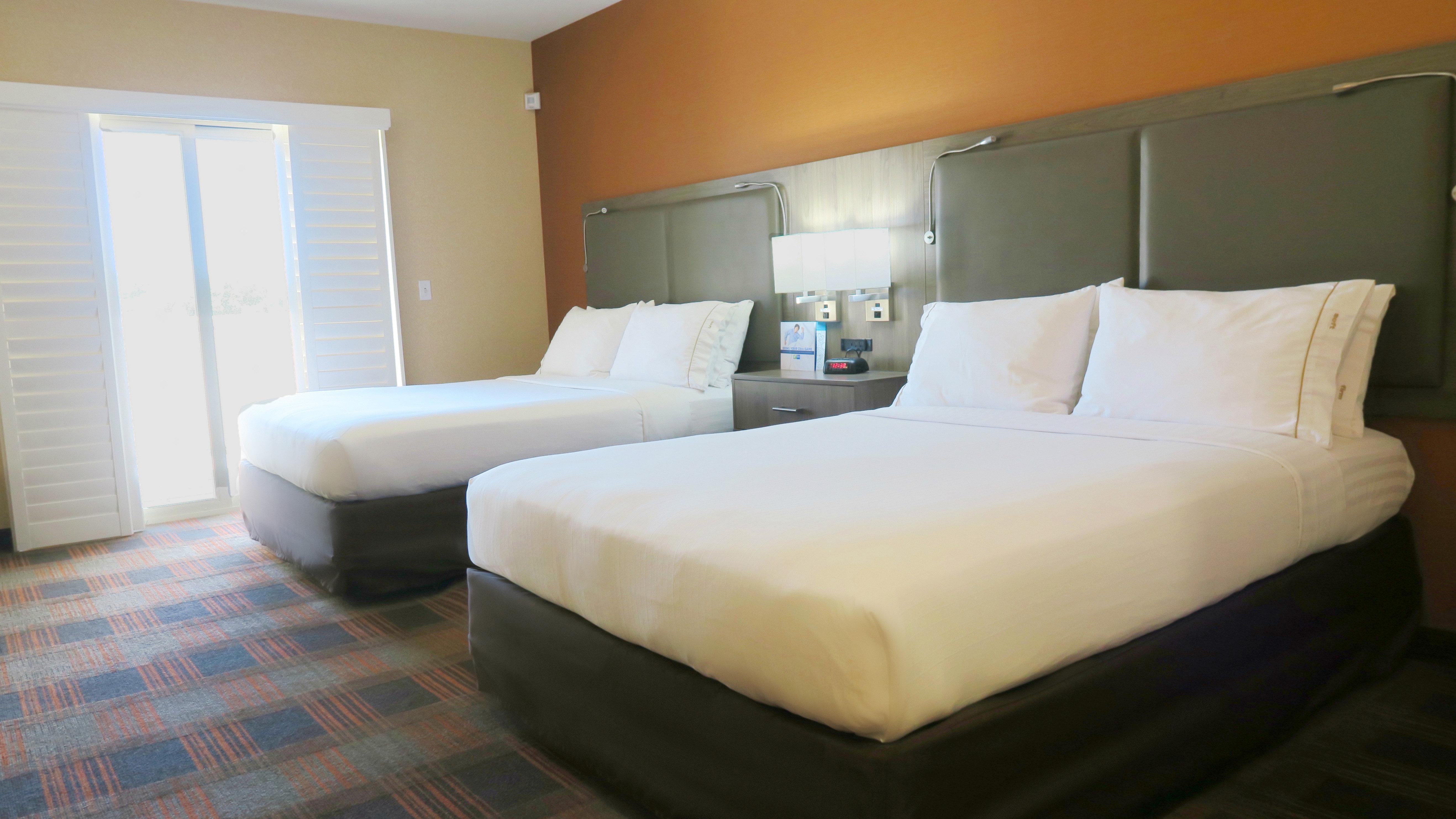 Holiday Inn Express & Suites Elk Grove Central - Hwy 99 By Ihg Buitenkant foto